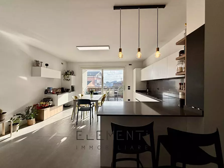 Immagine 5 di Appartamento in vendita  in Via Pietro Mascagni a San Giovanni Lupatoto