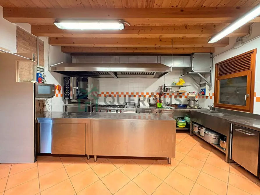 Immagine 11 di Agriturismo in vendita  in Via Pozze a Oppeano