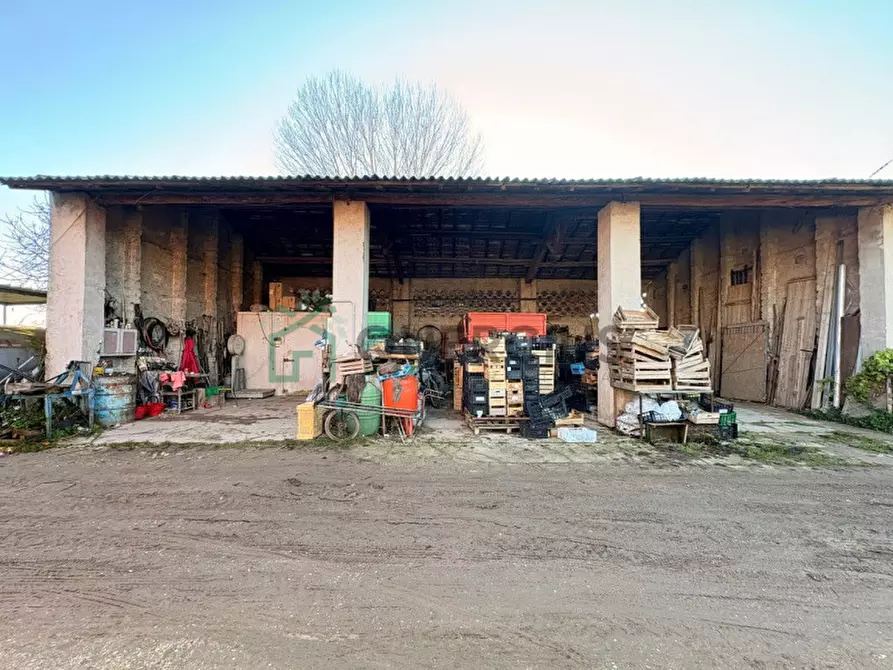 Immagine 16 di Agriturismo in vendita  in Via Pozze a Oppeano