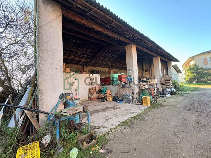 Immagine 17 di Agriturismo in vendita  in Via Pozze a Oppeano