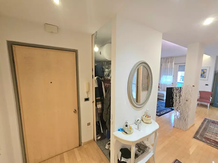 Immagine 5 di Appartamento in vendita  in Riva del Garda a Bolzano