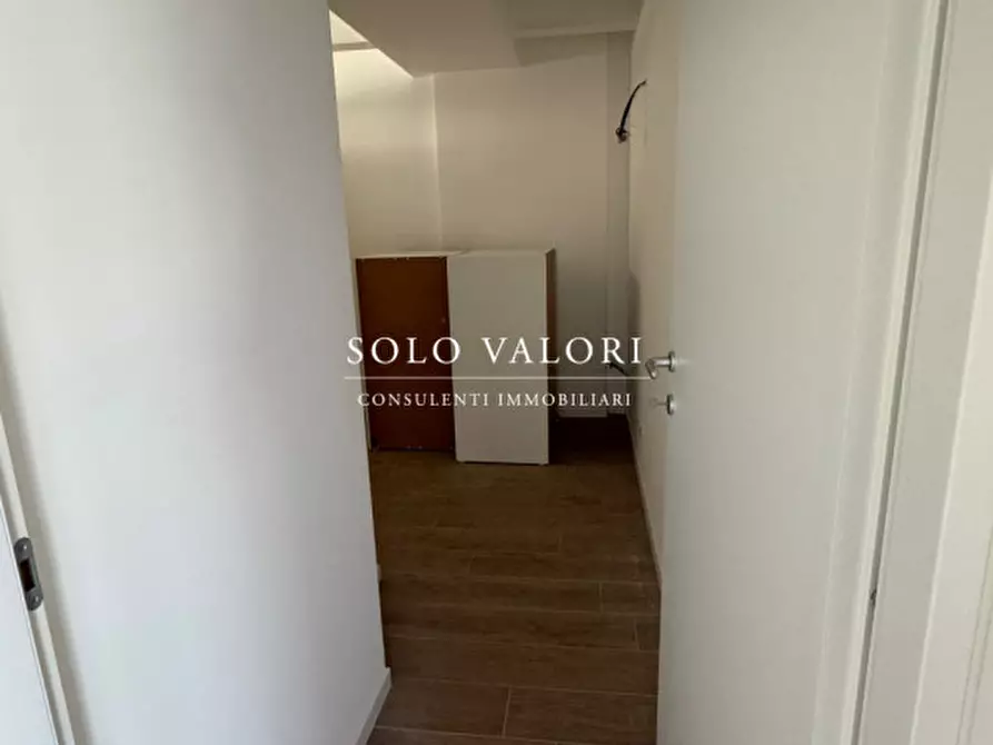 Immagine 13 di Appartamento in vendita  in Piazza Tommaso Nember a Jesolo