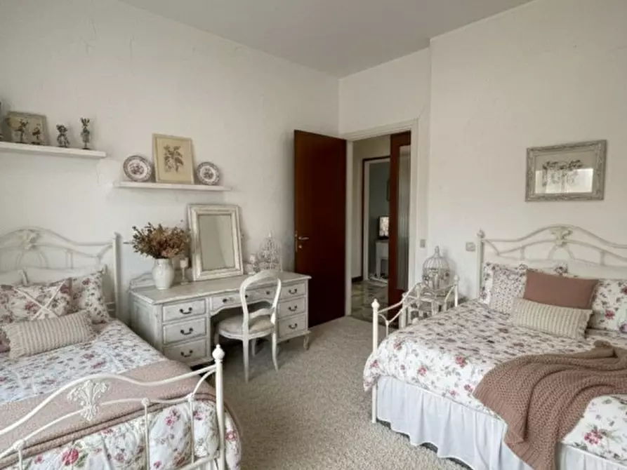 Immagine 2 di Appartamento in vendita  in VIALE ORTIGARA a Vicenza