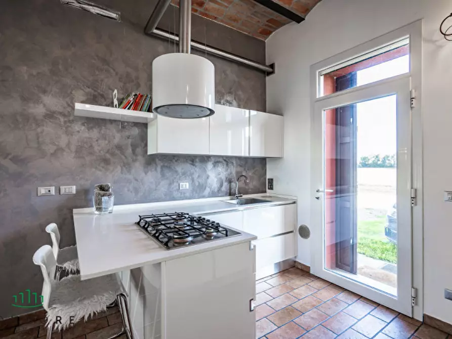 Immagine 6 di Appartamento in vendita  in VIA VALLE a Molinella