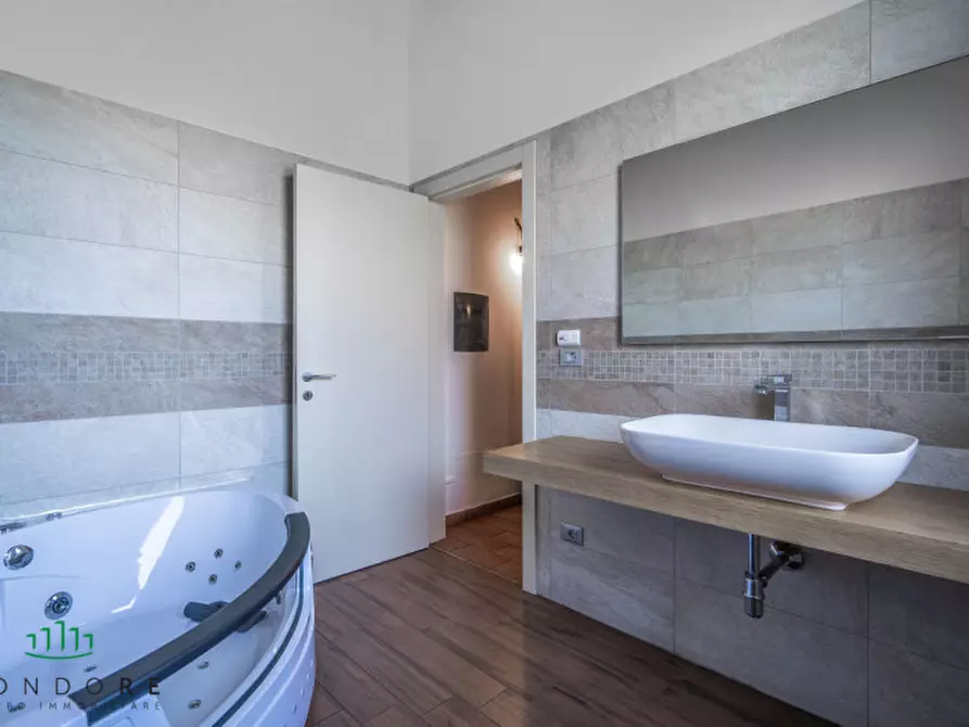 Immagine 46 di Appartamento in vendita  in VIA VALLE a Molinella