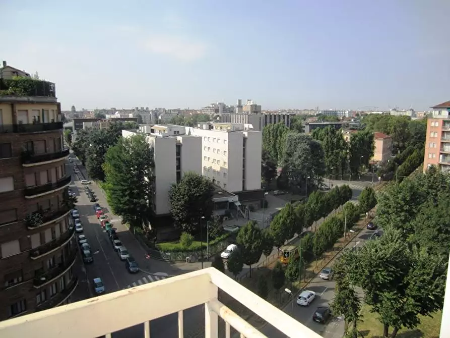 Immagine 8 di Appartamento in affitto  in Via Edoardo Bassini a Milano