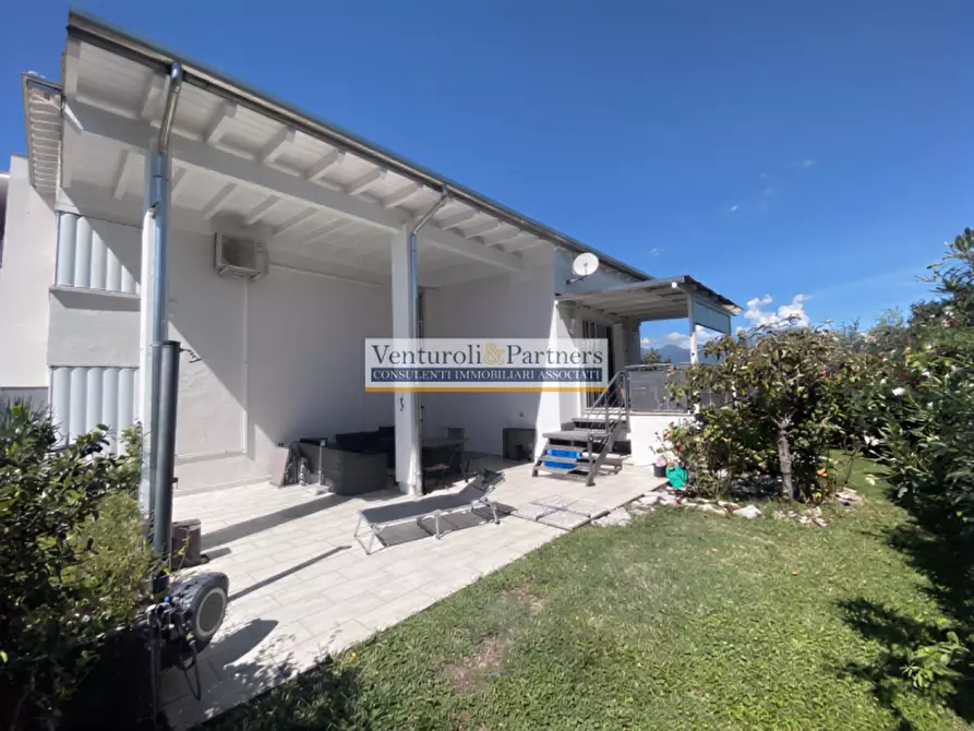 Immagine 26 di Villetta a schiera in vendita  in Via San Francesco a Manerba Del Garda