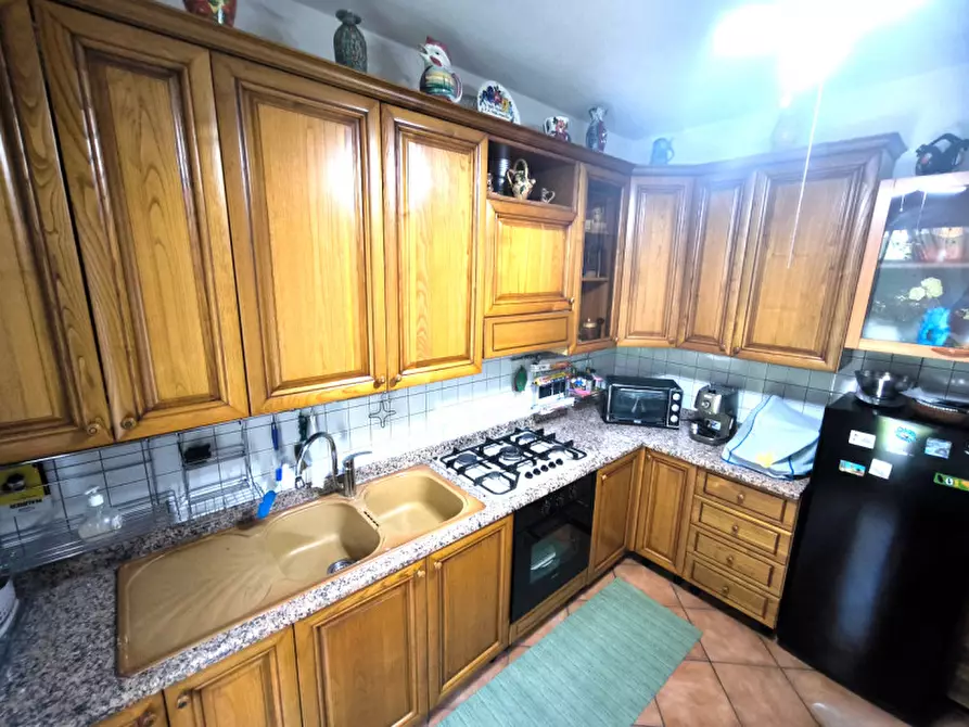 Immagine 2 di Appartamento in vendita  in Via Kennedy a Casalserugo