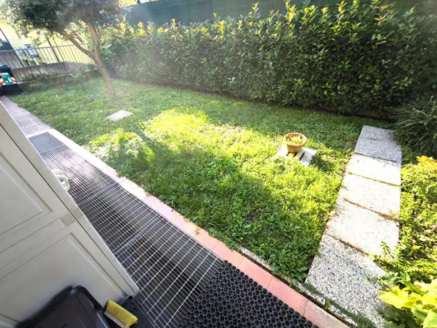 Immagine 3 di Appartamento in vendita  in Via Kennedy a Casalserugo