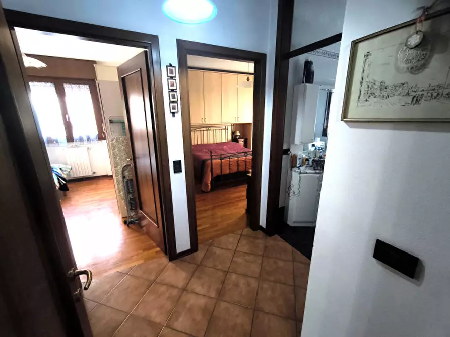 Immagine 4 di Appartamento in vendita  in Via Kennedy a Casalserugo