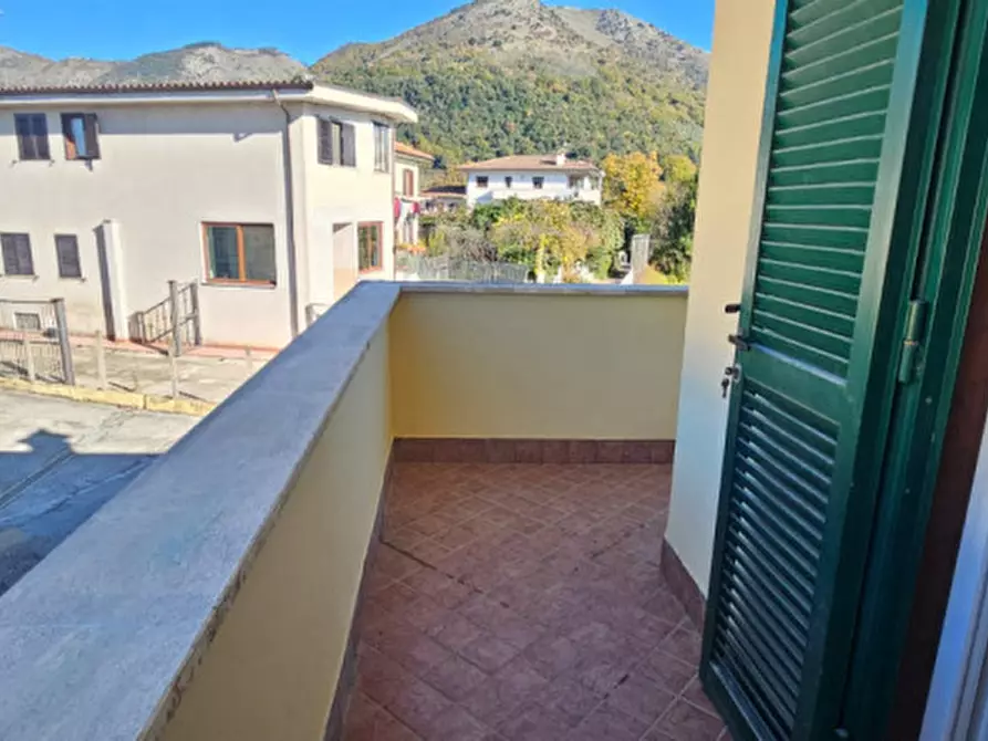 Immagine 12 di Villetta a schiera in vendita  in Via Eugenio Rovella a Cave