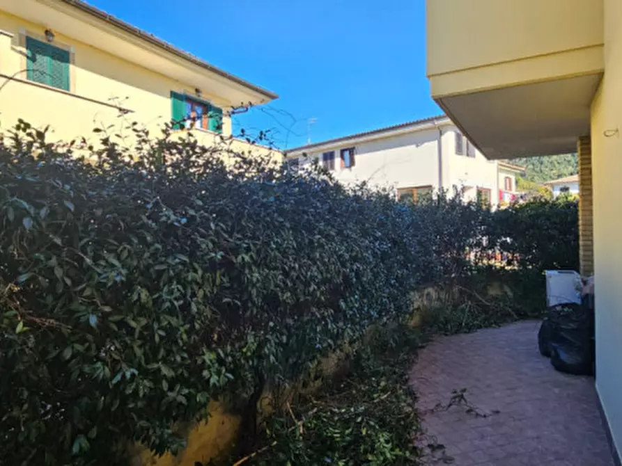 Immagine 17 di Villetta a schiera in vendita  in Via Eugenio Rovella a Cave