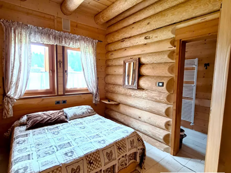 Immagine 18 di Villa in vendita  a Auronzo Di Cadore