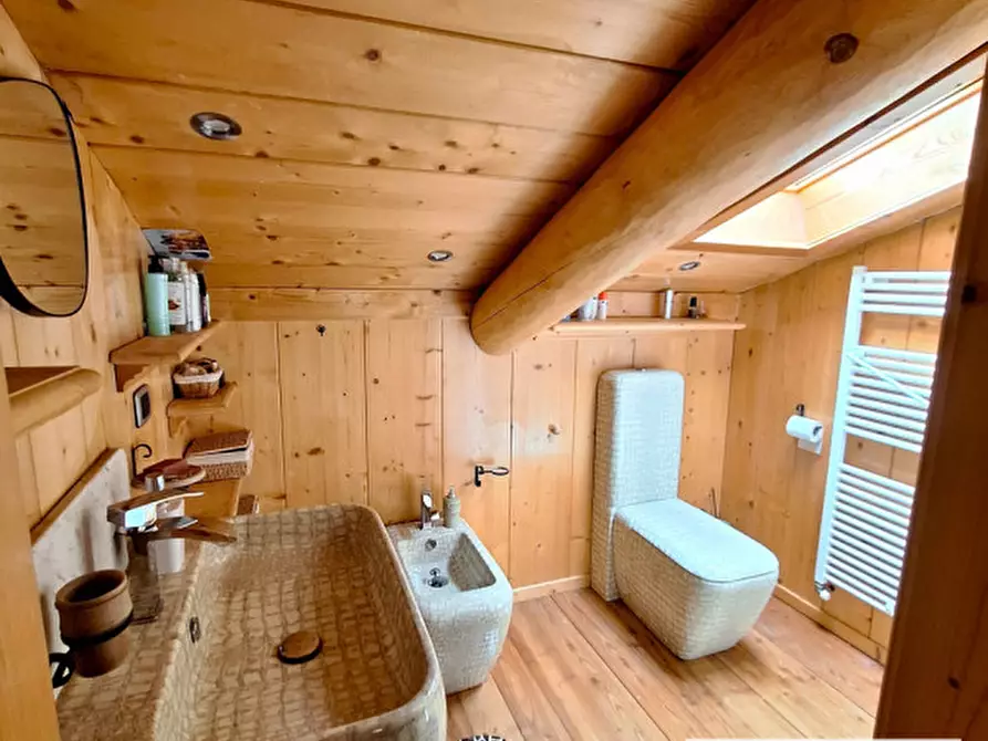 Immagine 33 di Villa in vendita  a Auronzo Di Cadore