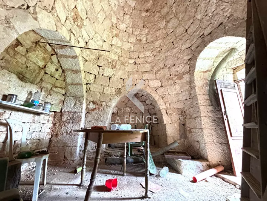 Immagine 18 di Rustico / casale in vendita  a Martina Franca