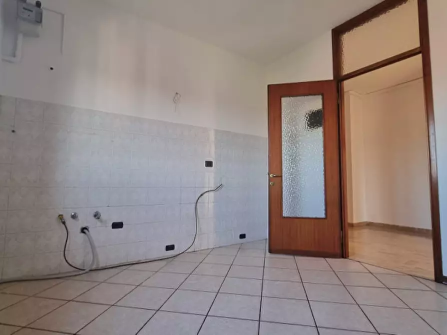 Immagine 7 di Appartamento in vendita  in via bortolomasi a Carpi