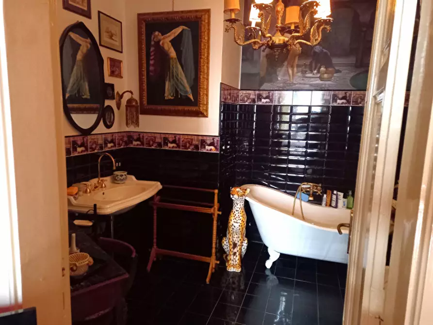 Immagine 35 di Appartamento in vendita  in Via Armando Sala a Bracciano