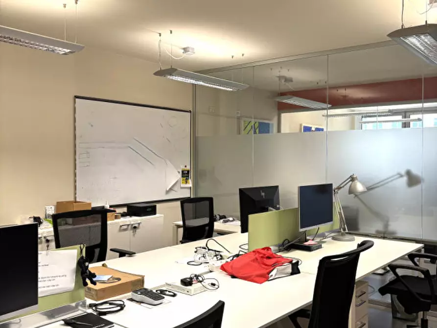 Immagine 9 di Ufficio in affitto  in Via Altichiero a Padova