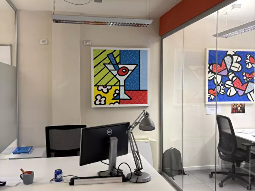 Immagine 11 di Ufficio in affitto  a Padova