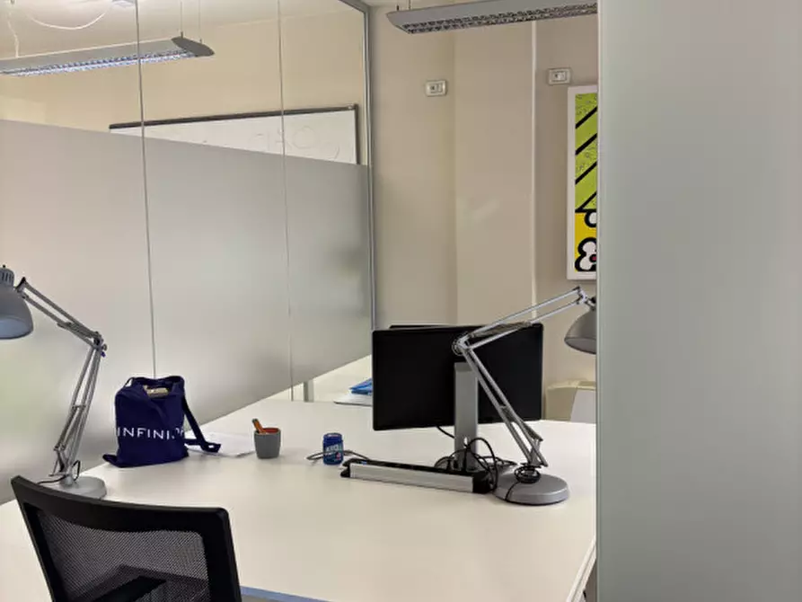 Immagine 22 di Ufficio in affitto  in Via Altichiero a Padova