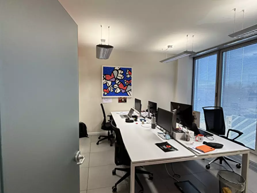 Immagine 27 di Ufficio in affitto  a Padova