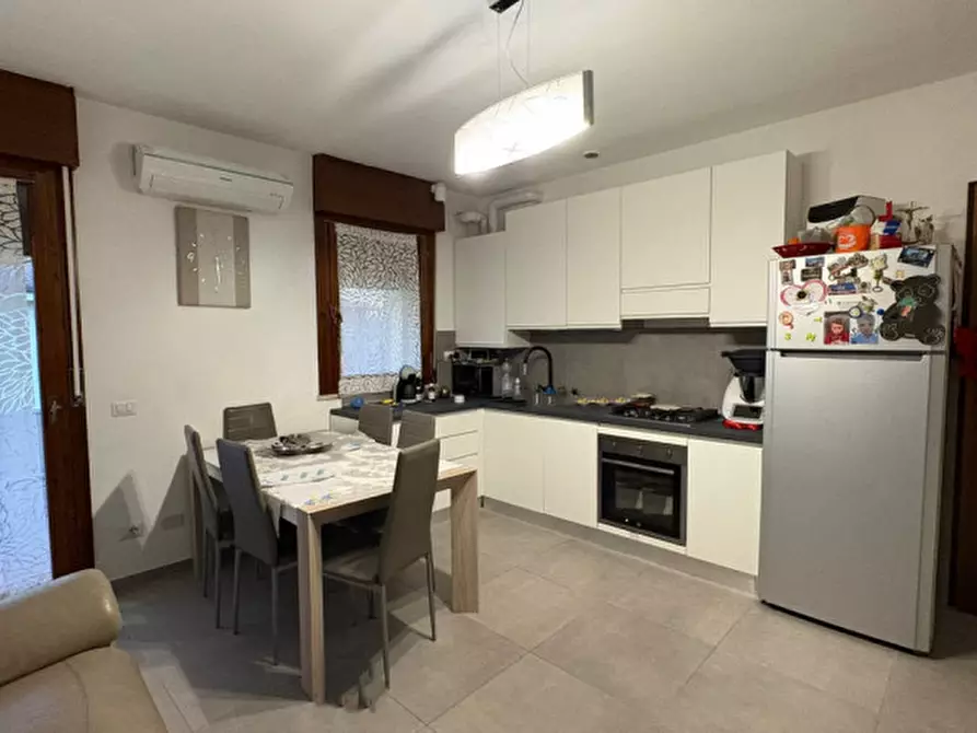 Immagine 2 di Appartamento in affitto  in Via Lussemburgo 11 a Curtatone