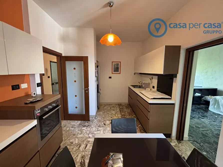 Immagine 2 di Appartamento in vendita  a Rovigo