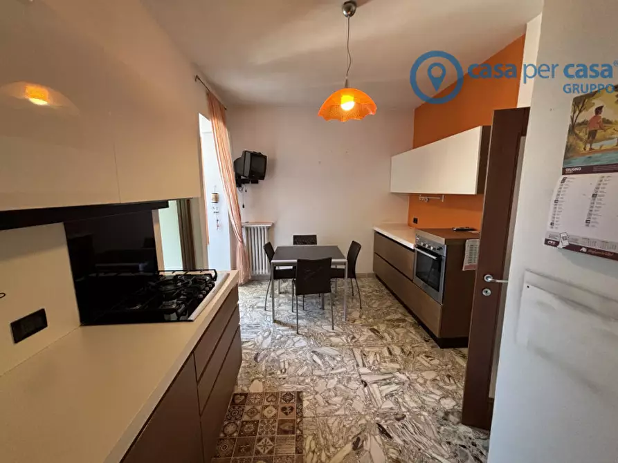 Immagine 5 di Appartamento in vendita  a Rovigo