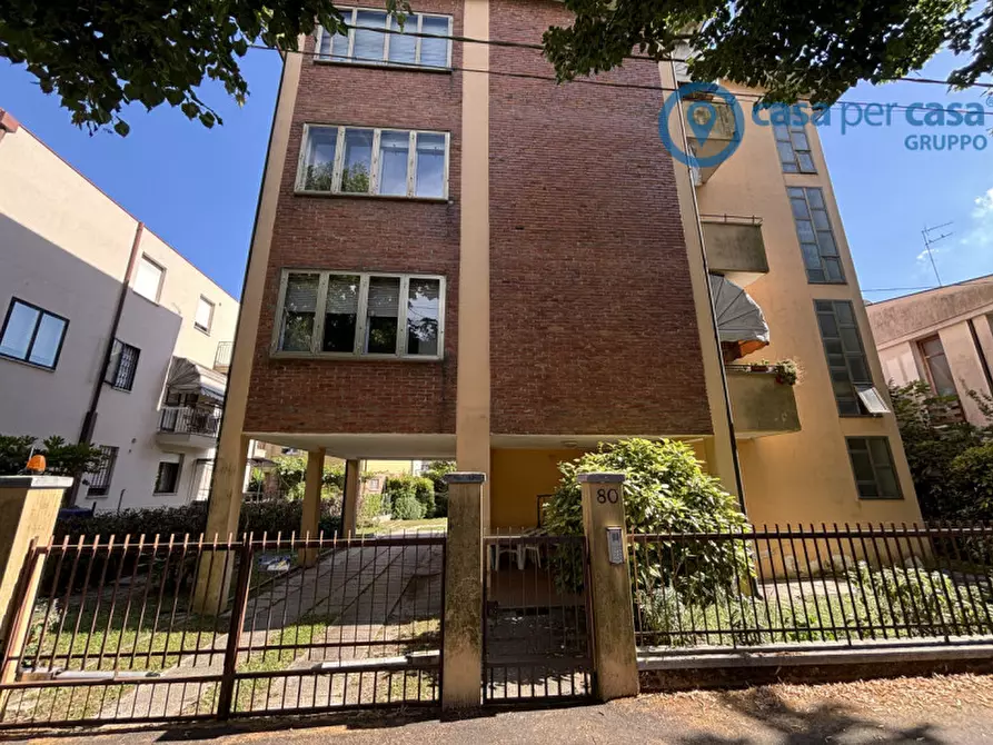 Immagine 21 di Appartamento in vendita  a Rovigo