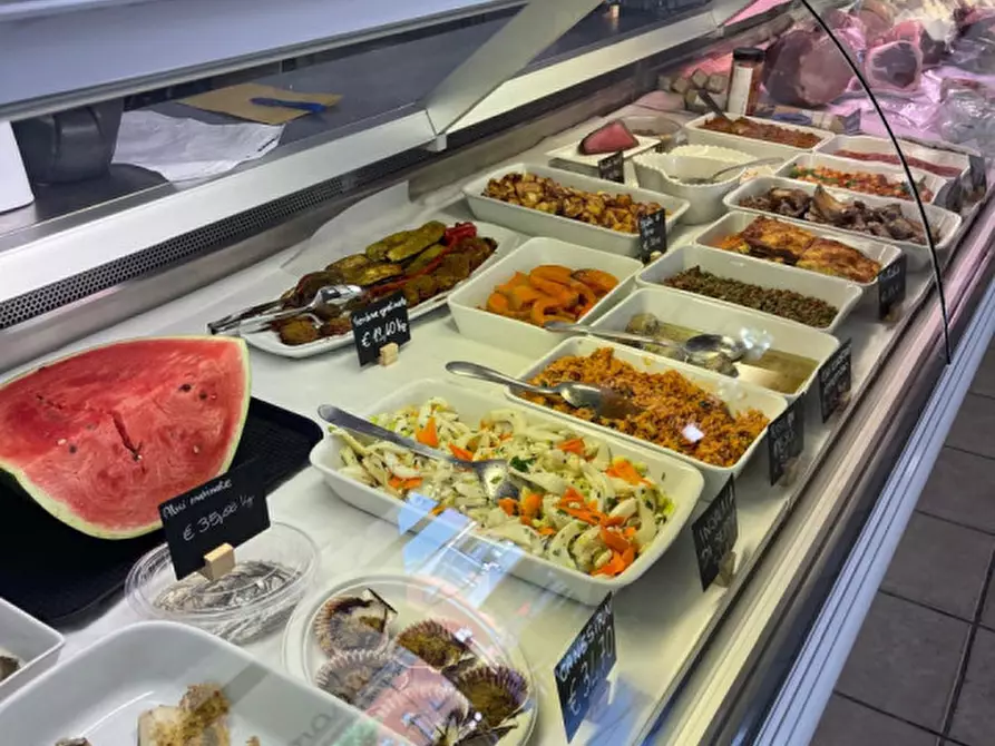 Immagine 2 di Attività commerciale in vendita  in Via Fratelli Cervi 13 a Bellaria-Igea Marina