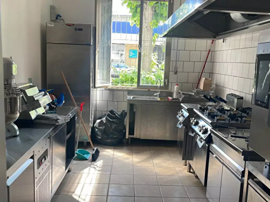 Immagine 18 di Attività commerciale in vendita  in Via Fratelli Cervi 13 a Bellaria-Igea Marina