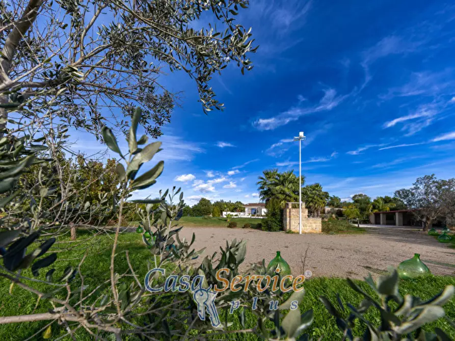 Immagine 6 di Villa in vendita  in Via Ischera a Casarano