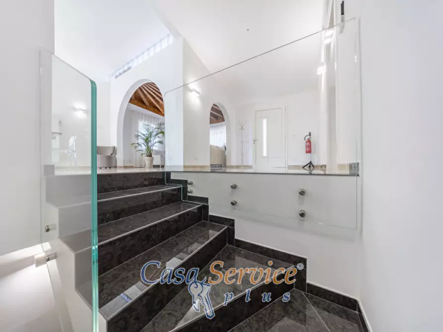 Immagine 59 di Villa in vendita  in Via Ischera a Casarano