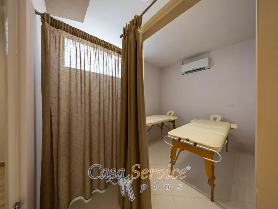 Immagine 63 di Villa in vendita  in Via Ischera a Casarano