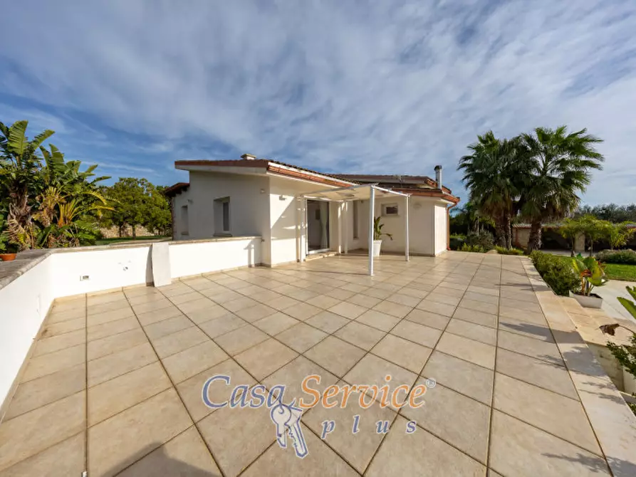 Immagine 66 di Villa in vendita  in Via Ischera a Casarano