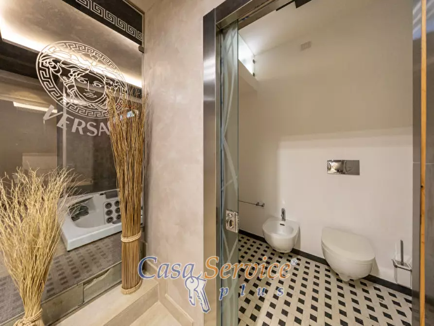 Immagine 67 di Villa in vendita  in Via Ischera a Casarano