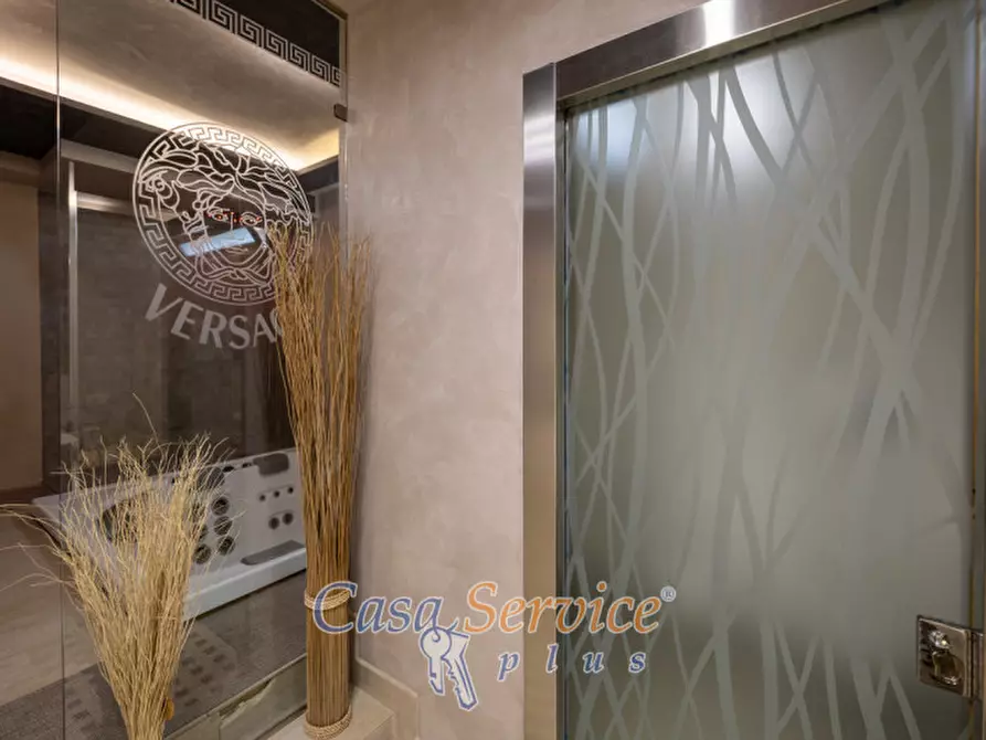 Immagine 72 di Villa in vendita  in Via Ischera a Casarano