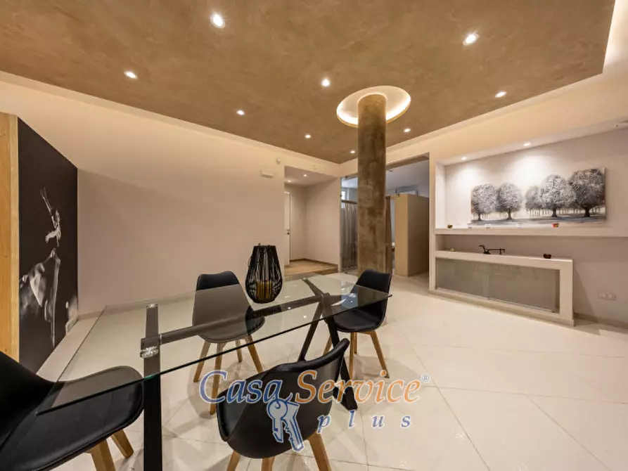 Immagine 75 di Villa in vendita  in Via Ischera a Casarano