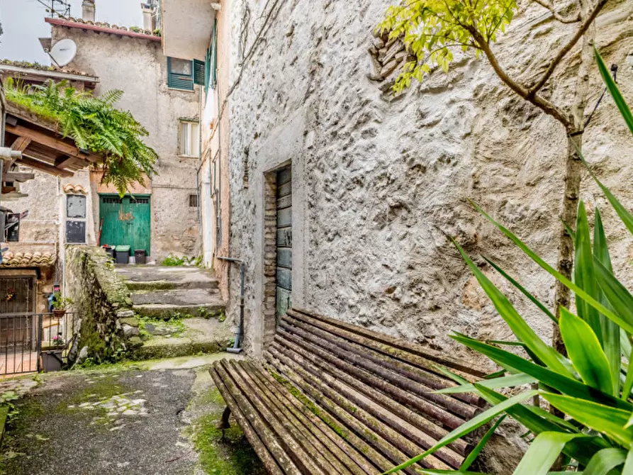 Immagine 23 di Appartamento in vendita  in Via Montorio 8 a Olevano Romano