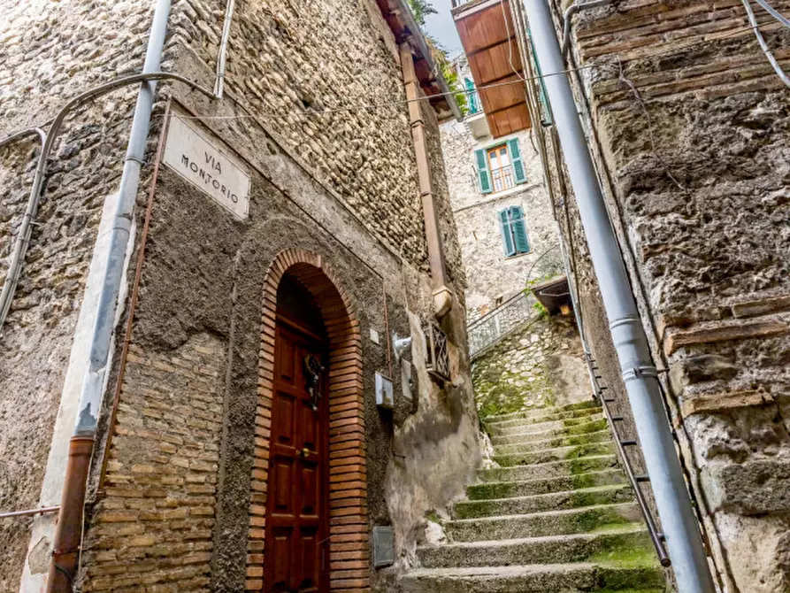 Immagine 24 di Appartamento in vendita  in Via Montorio 8 a Olevano Romano