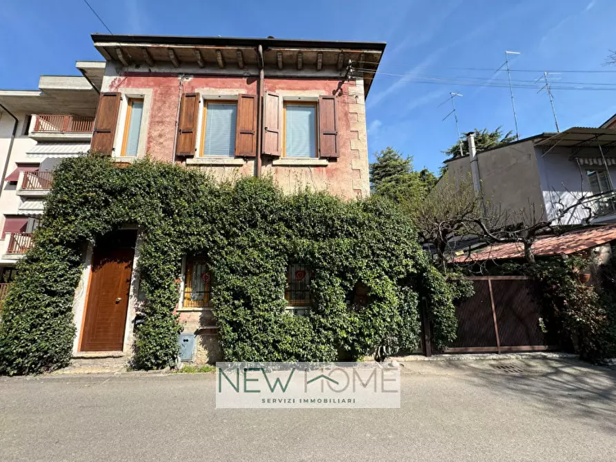 Immagine 2 di Appartamento in vendita  in Via Zatteri 24 a Verona