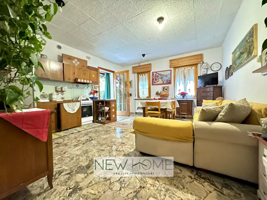 Immagine 5 di Appartamento in vendita  in Via Zatteri 24 a Verona