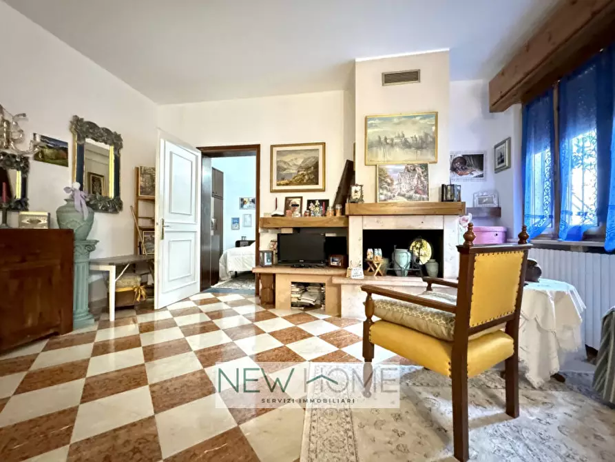 Immagine 9 di Appartamento in vendita  in Via Zatteri 24 a Verona