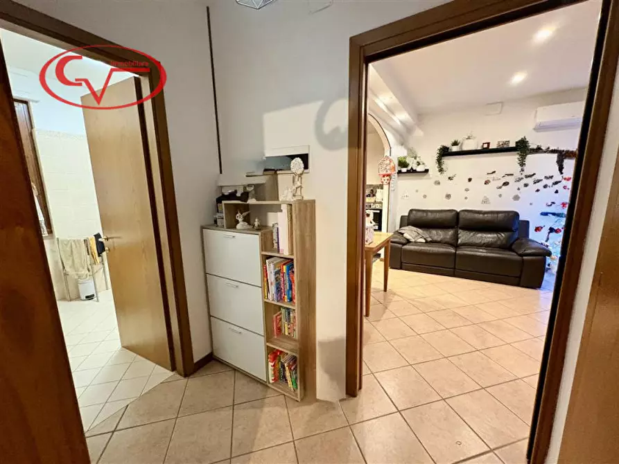 Immagine 10 di Appartamento in vendita  in Viale Cavour a Montevarchi