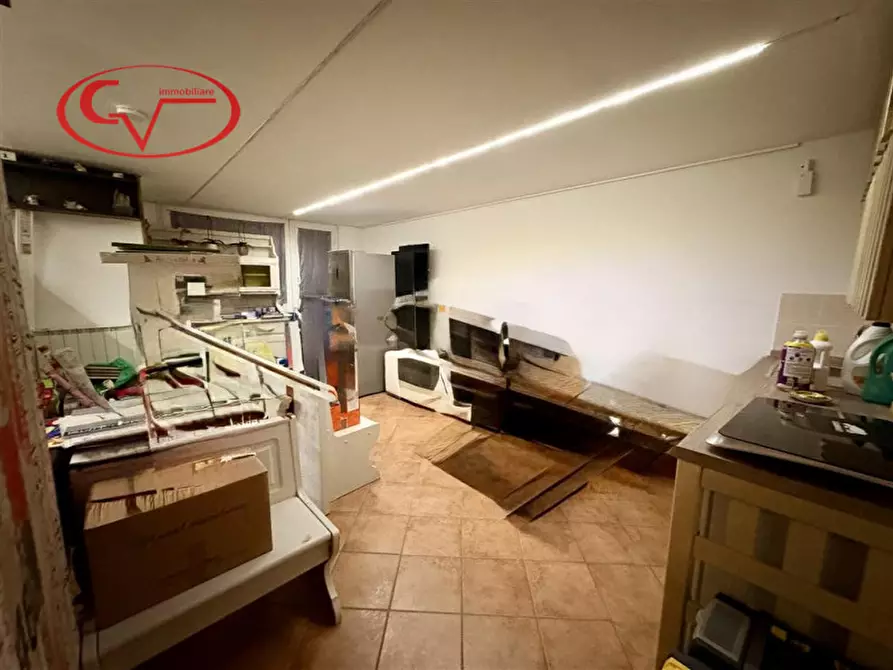 Immagine 23 di Appartamento in vendita  in Viale Cavour a Montevarchi