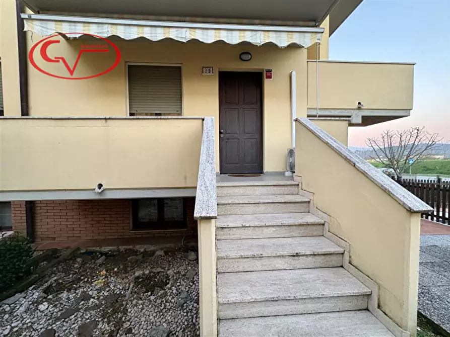 Immagine 26 di Appartamento in vendita  in Viale Cavour a Montevarchi