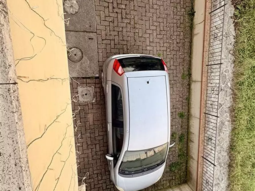 Immagine 29 di Appartamento in vendita  in Viale Cavour a Montevarchi