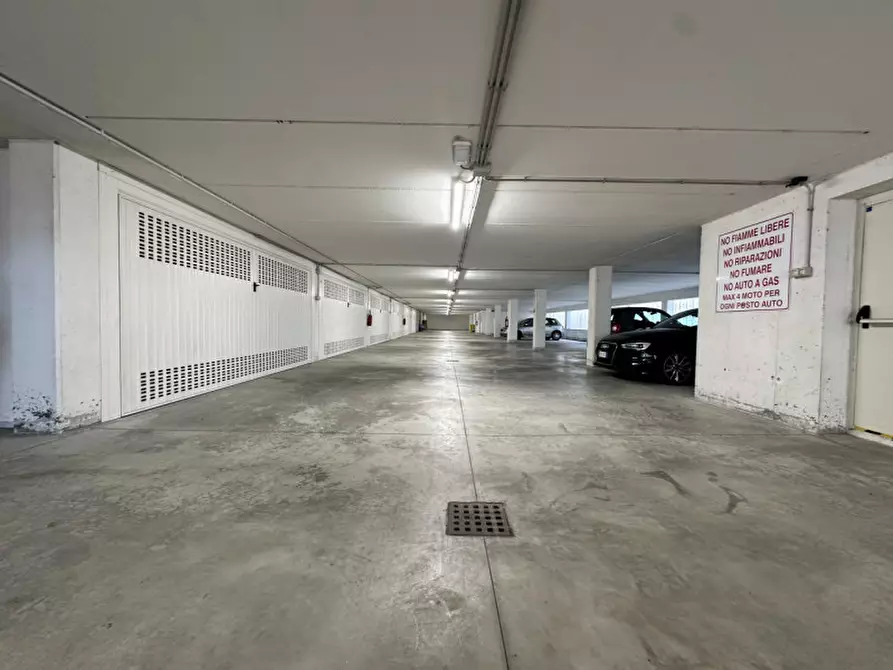 Immagine 3 di Ufficio in affitto  in Treviso Mare a Roncade