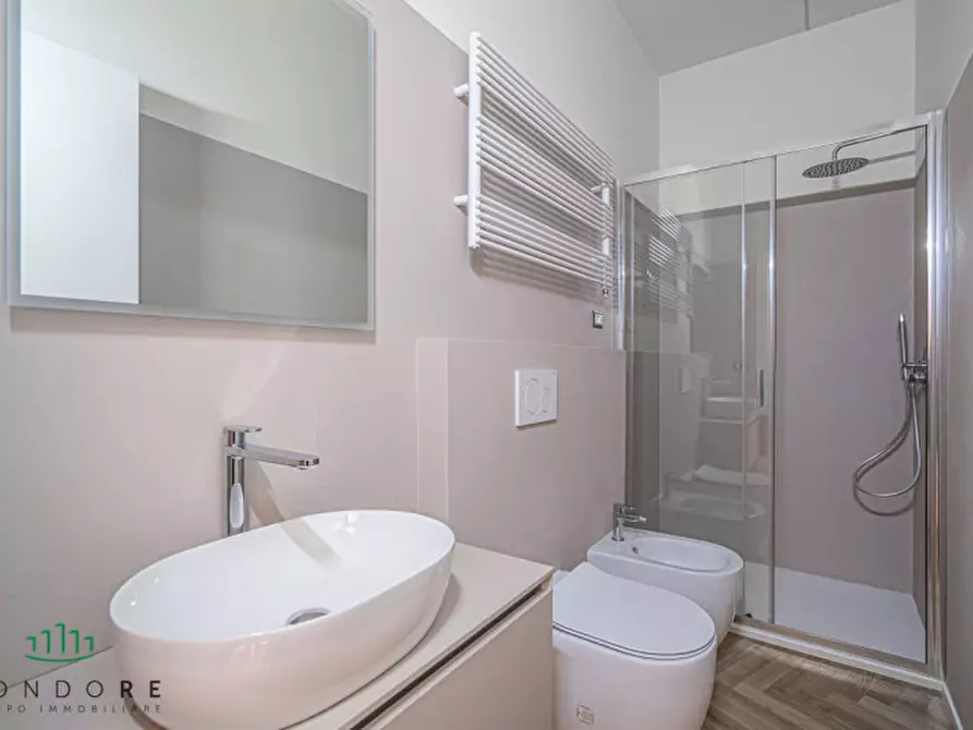 Immagine 10 di Appartamento in vendita  in Via Antonio Gramsci a Bologna