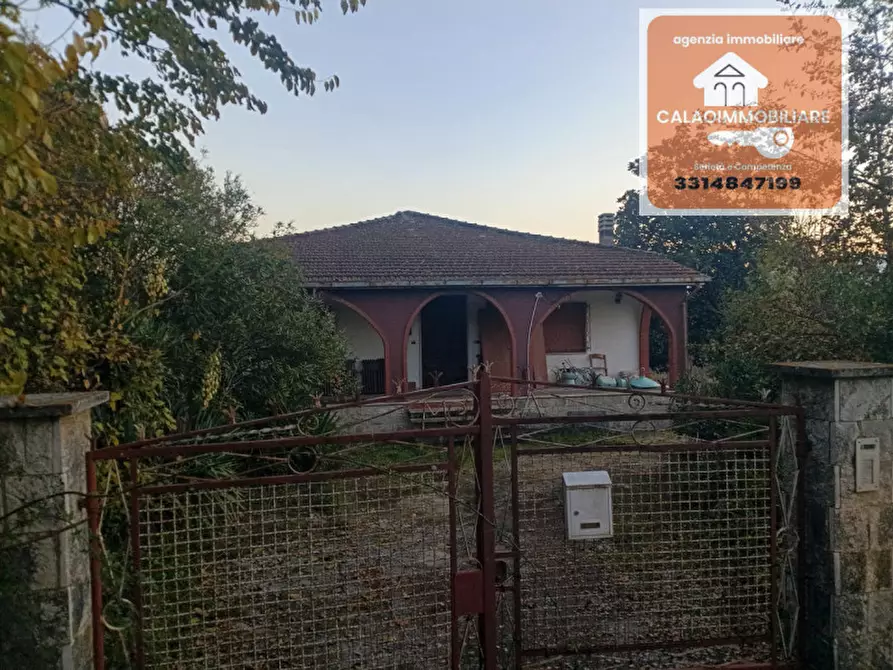 Immagine 1 di Casa indipendente in vendita  a Cassino